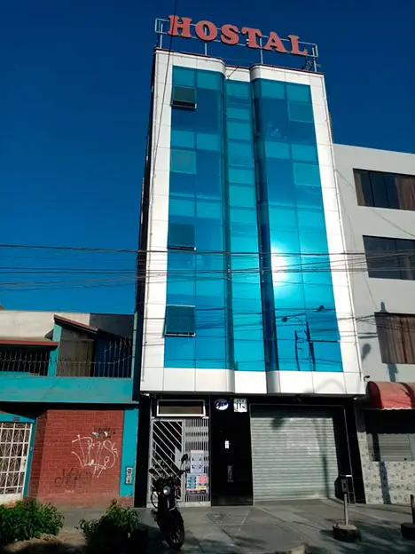 Hostal Cocos Perú, en Los Olivos